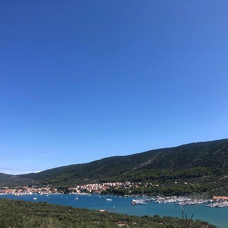 Apartmani Luiza Cres Bagian luar foto
