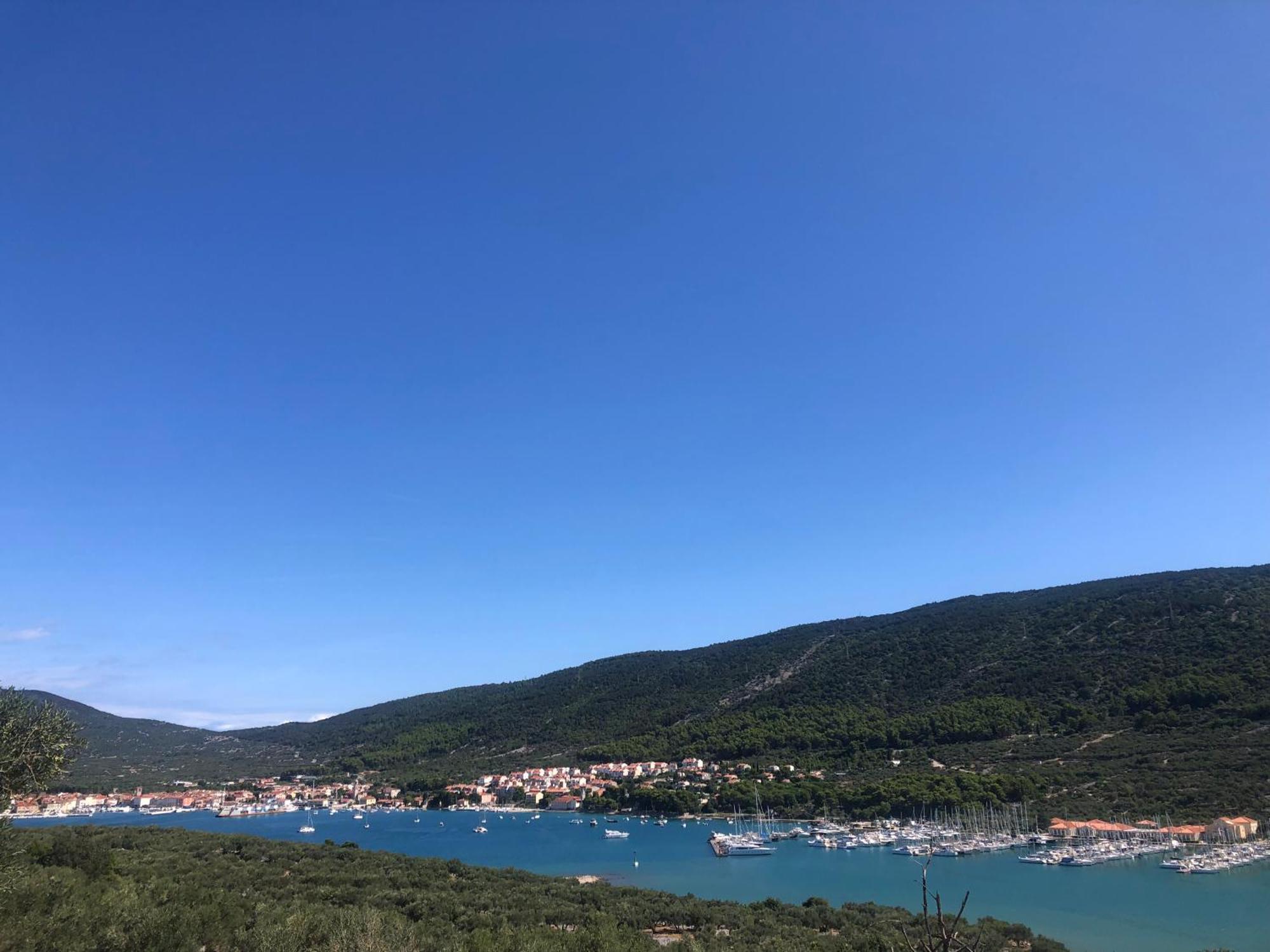 Apartmani Luiza Cres Bagian luar foto