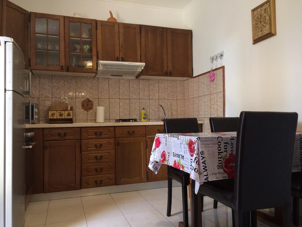 Apartmani Luiza Cres Bagian luar foto