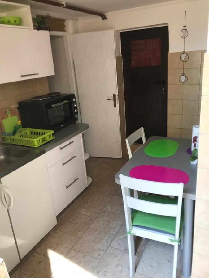 Apartmani Luiza Cres Bagian luar foto